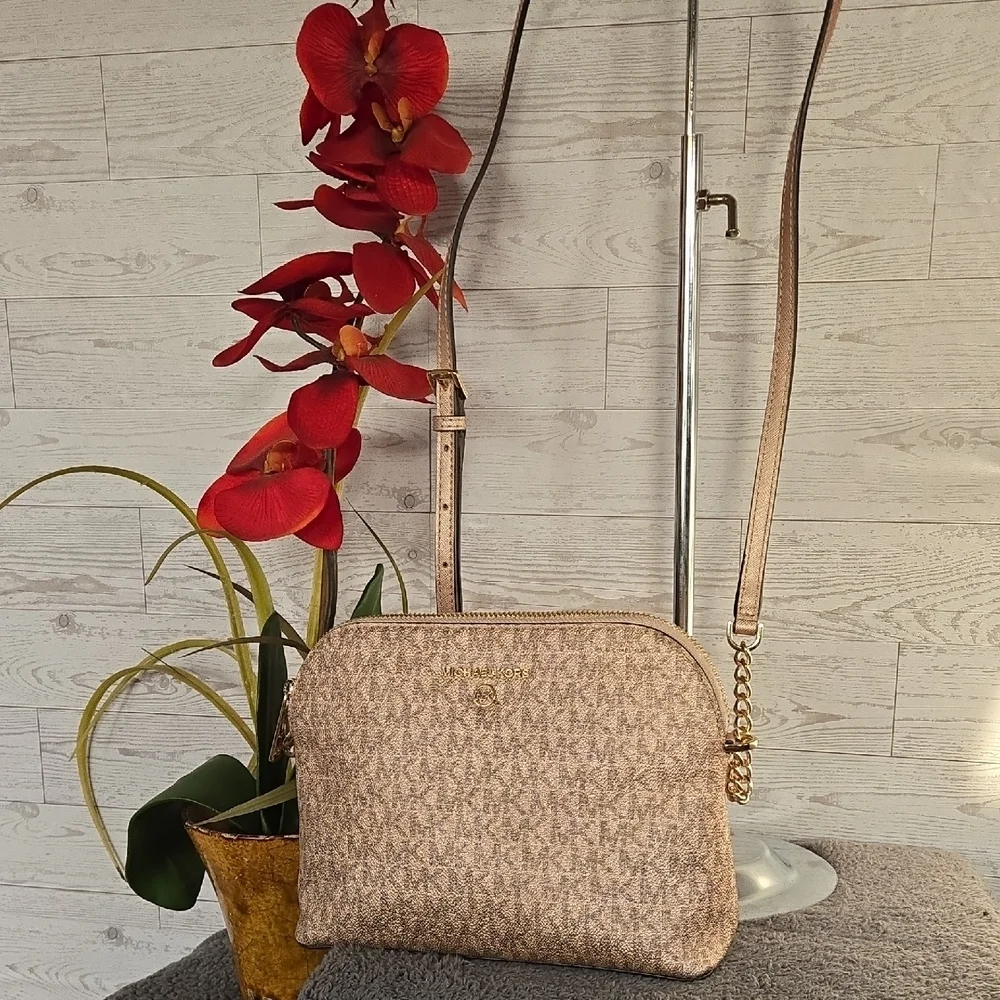 Michael Kors Cindy Dome Large Logo Pink Crossbody with Gold Hardware